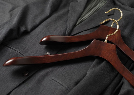 Determining Your Suit Hanger Size