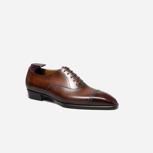 ACME 8018  Punched Captoe Oxford