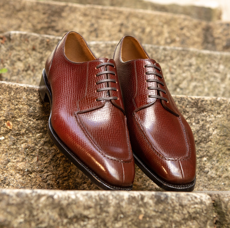 Split-Toe Grain Derby