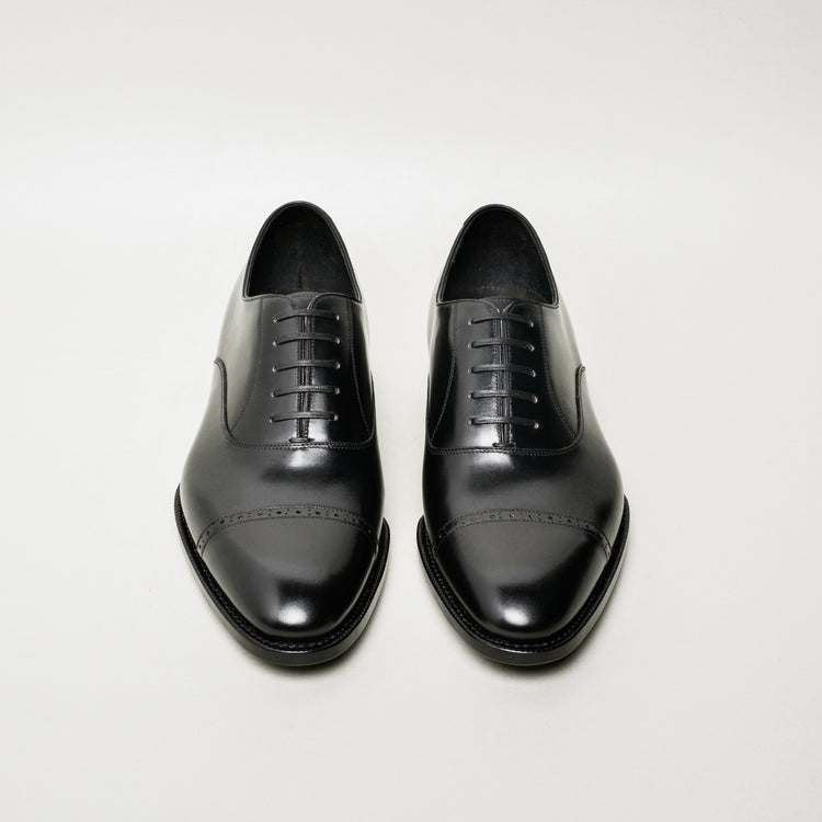 OXF 221 Black Captoe Oxfords