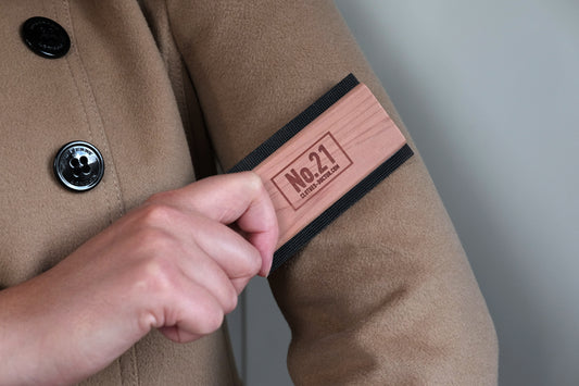 Red Cedarwood Cashmere Brush