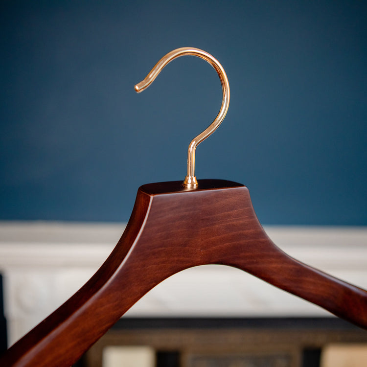 AUT-05 Women's Suit Hangers (Set of 3)