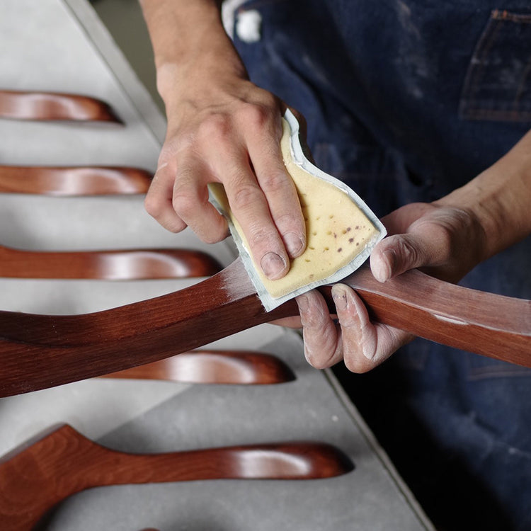 AUT-05 Women's Suit Hangers (Set of 3)