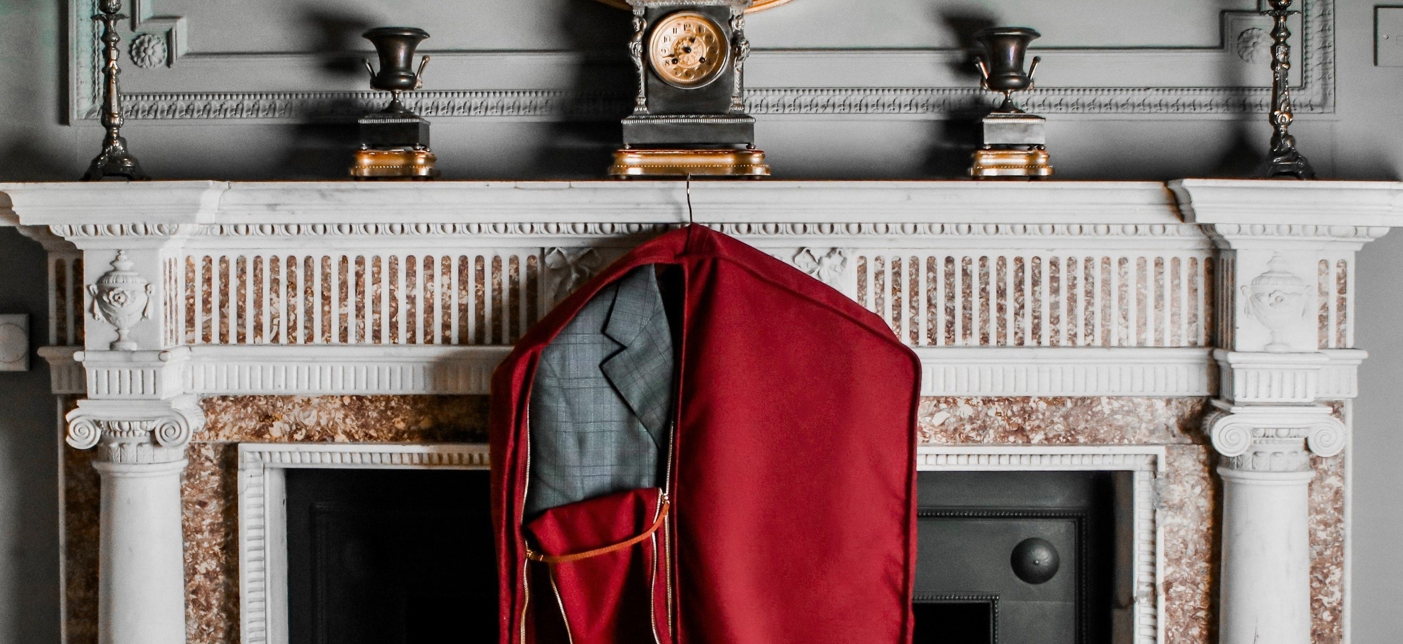 Arterton Luxury Garment Bag-Cambridge Red – The Total Gentleman